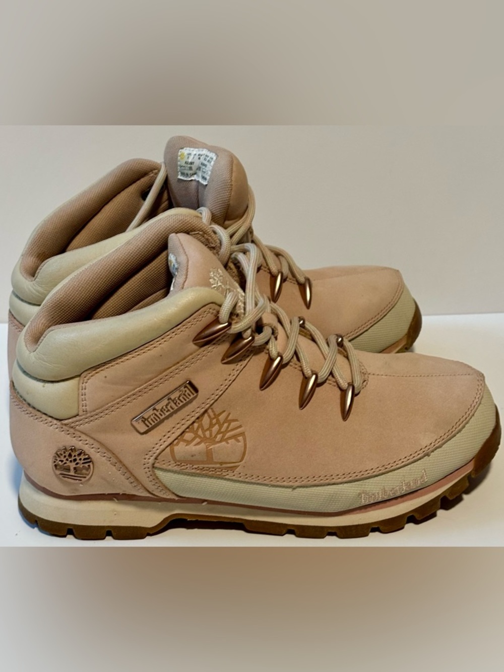 Timberland Women’s Blush Pink Boots Rose Gold Hardware Nubuck Size 9